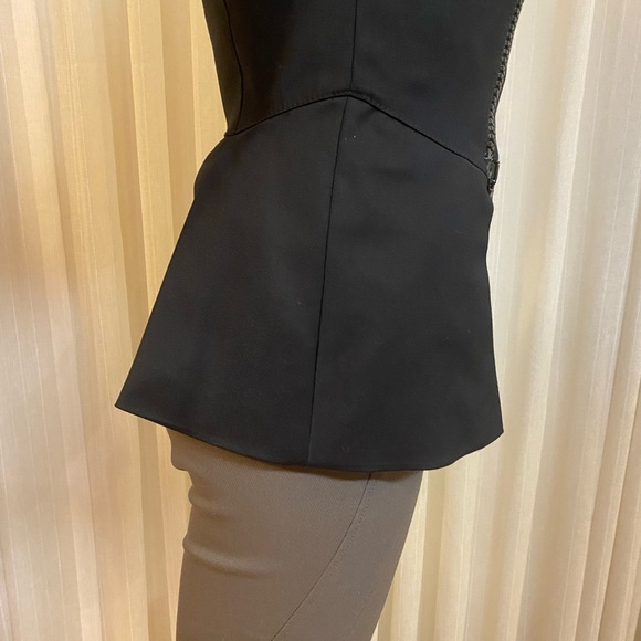 Veronica Beard Black Vest Front Zipper Closure Collarless Snaps Fitted Pleated 2 - Picture 15 of 16